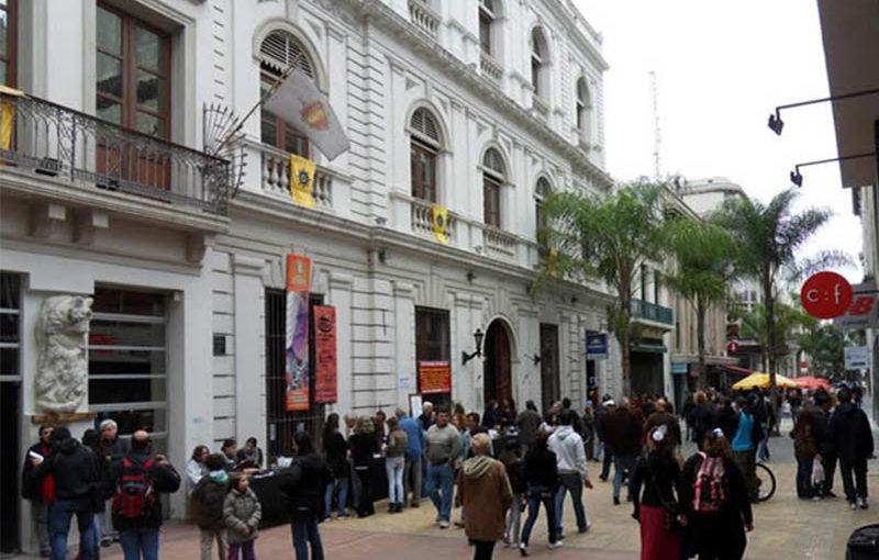 Regency Way Montevideo Hotel