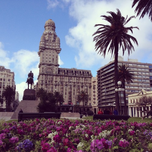 Top 10 Lugares Imperdíveis em Montevidéu | Uruguai